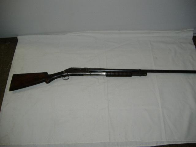 Picture 051.jpg - Winchester Repeating Arm - 12 gauge full choke - pump action model 1897
